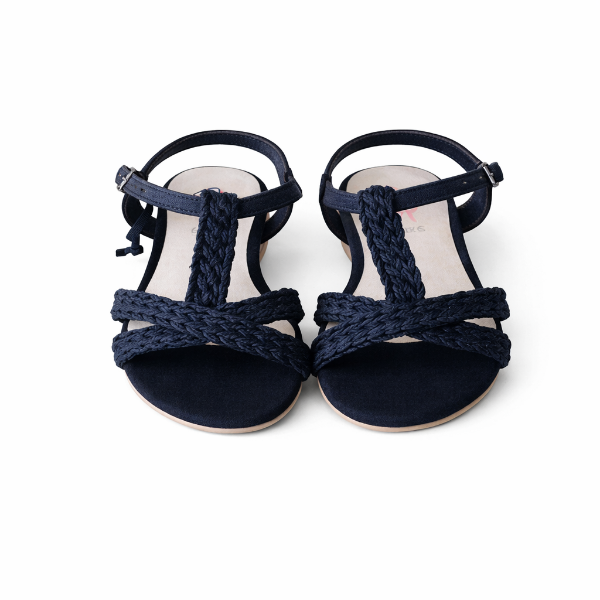 صورة (Mgtn ) صندل بناتي أنيق بتفاصيل كروشيه يدوية وسيور