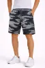 صورة شورت رجالي بطبعة تمويه رمادي (INSIDE)