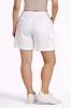 صورة شورت نسائي أبيض  (INSIDE)
