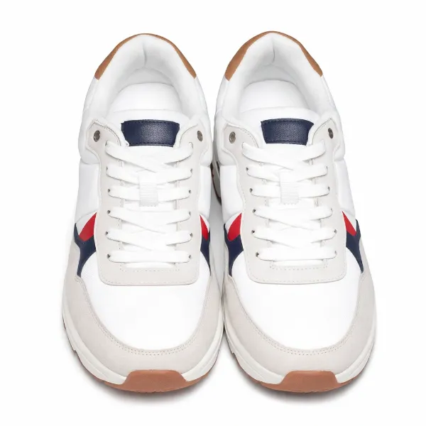 صورة حذاء سنيكرز رجالي أبيض بتفاصيل كحلي وأحمر  (INSIDE)