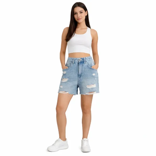 صورة شورت جينز فاتح بلمسات ممزقة(inside)