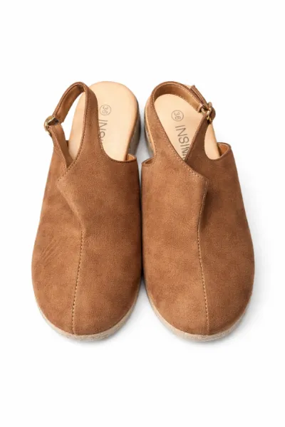 صورة حذاء نسائي بني بسير خلفي (INSIDE)