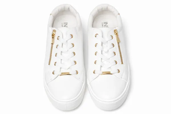 صورة حذاء سنيكرز نسائي أبيض بسحاب جانبي (INSIDE)