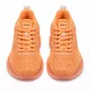 صورة حذاء رياضي برتقالي حيوي (Elis)