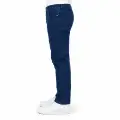 صورة بنطلون جينز أزرق داكن